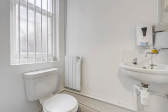 51 South St, Chichester for lease Interior Photo- Image 1 of 7