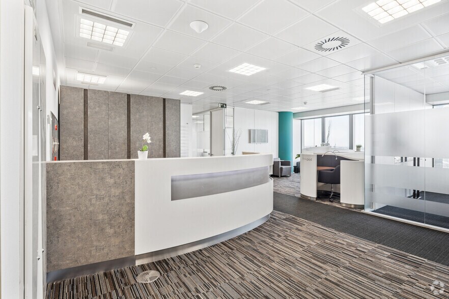 Paseo Regus Torre Cristal, Paseo Castellana, 259 C, Madrid, Madrid à louer - Photo du bâtiment - Image 1 de 32