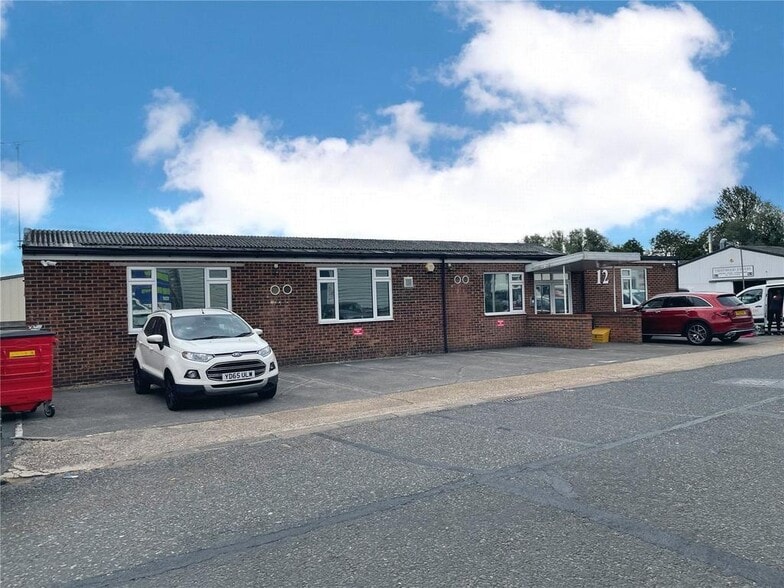 12 Tallon Rd, Brentwood for lease - Building Photo - Image 2 of 16