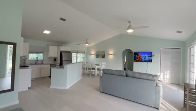 670 Hernando St, Fort Pierce, FL à vendre - Vid o sur l inscription commerciale - Image 2 de 22