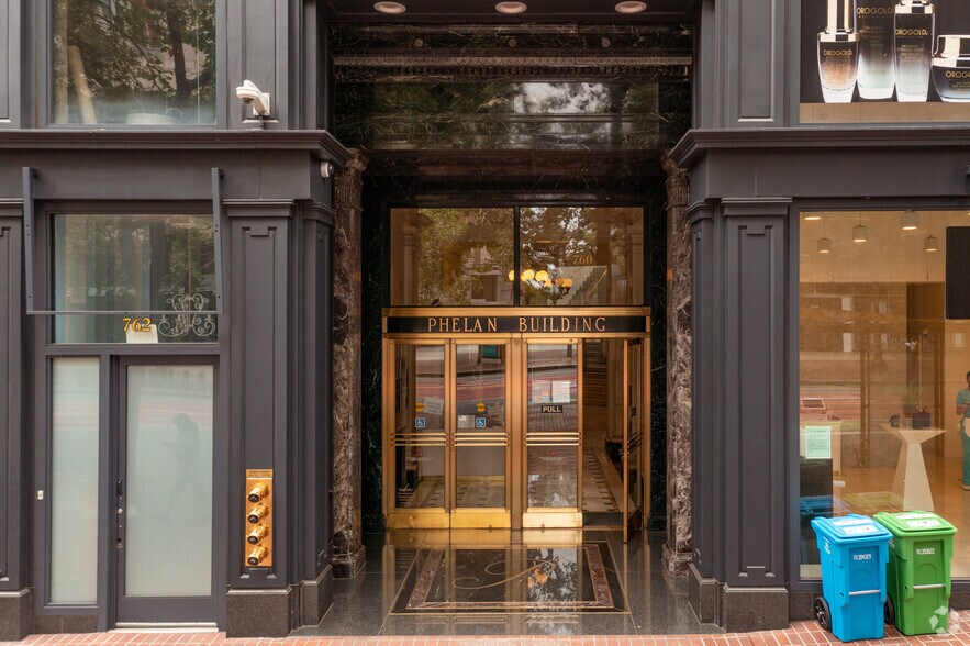 760 Market St, San Francisco, CA à louer - Photo du bâtiment - Image 2 de 3