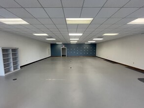 9200 Broadview Rd, Broadview Heights, OH for lease Building Photo- Image 2 of 6