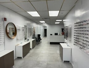 83-02 Broadway, Elmhurst, NY for lease Interior Photo- Image 1 of 1