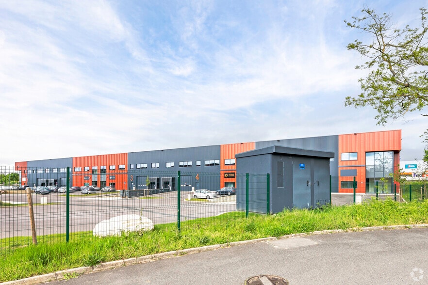 Flex dans Saint-Ouen-l'Aumône à louer - Photo principale - Image 1 de 2