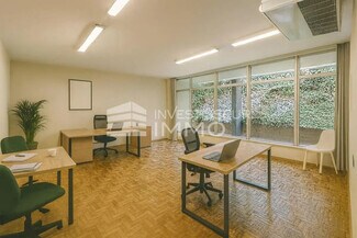 Plus de détails pour Commerce de détail à vendre