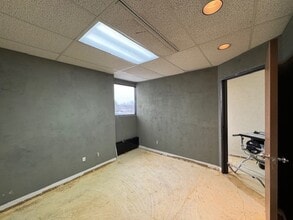 3401 Glendale Ave, Toledo, OH for lease Building Photo- Image 2 of 13