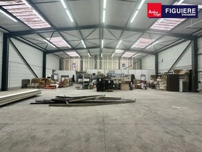 12 Allée Des Informaticiens, Aix-en-Provence à louer Photo du bâtiment- Image 1 de 2