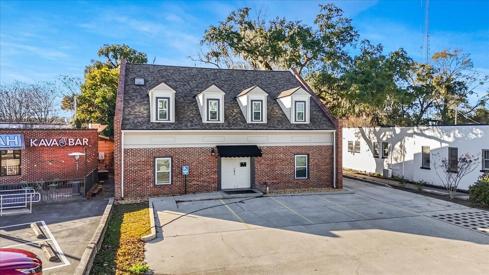 1310 Thomasville Rd, Tallahassee, FL à louer - Photo du bâtiment - Image 2 de 63