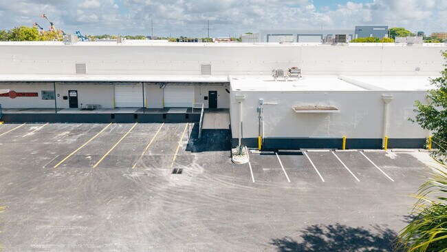 More details for 4200 N 29th Ave, Hollywood, FL - Industrial for Lease