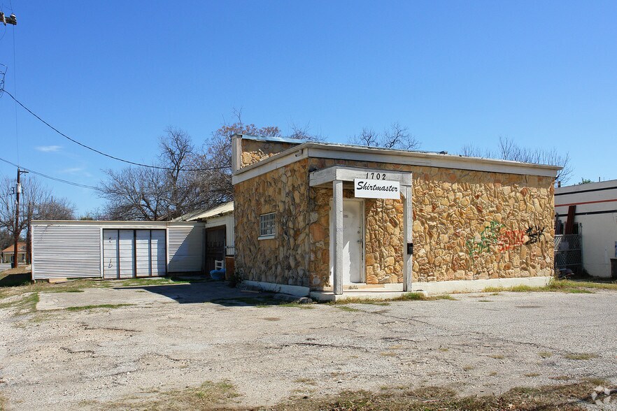 1702-1706 S Presa St, San Antonio, TX à vendre - Photo du bâtiment - Image 2 de 5