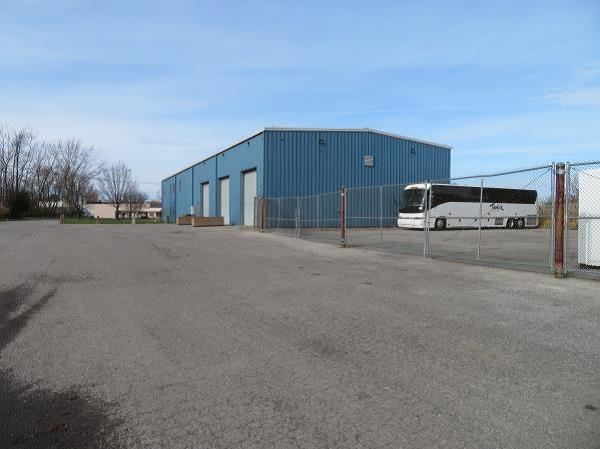 2095 Old Union Rd, Cheektowaga, NY for lease - Building Photo - Image 3 of 26