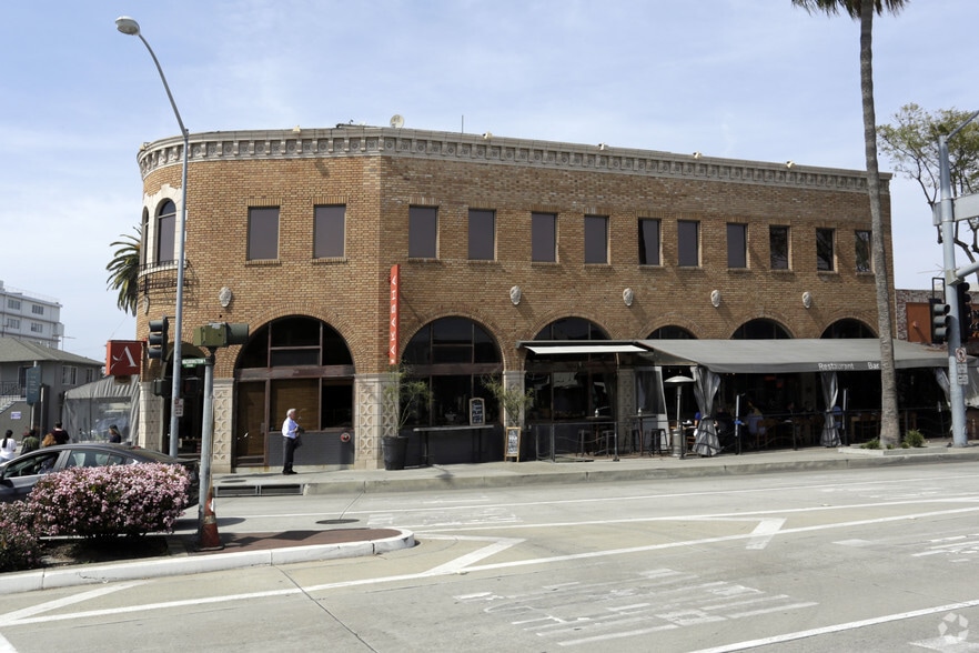 9543 Culver Blvd, Culver City, CA for lease - Building Photo - Image 3 of 28