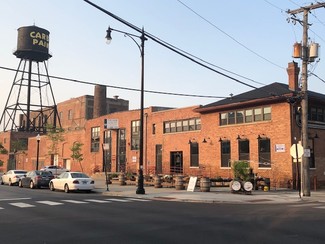 Plus de détails pour 1440 N Kingsbury St, Chicago, IL - Bureau à louer