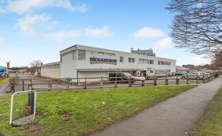Plus de détails pour 121 Mile Rd, Bedford - Industriel à vendre