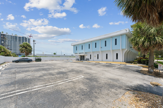 509 US Highway 1, West Palm Beach, FL for lease Building Photo- Image 2 of 41