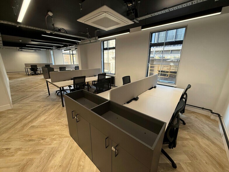 15-17 Young St, Londres à louer - Photo du bâtiment - Image 3 de 17