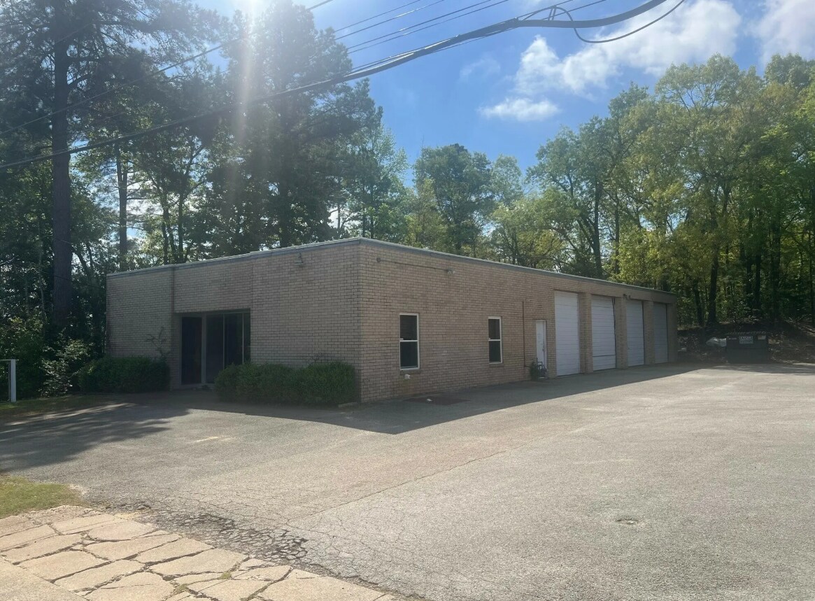 2819 University Blvd, Tyler, TX à louer Photo du bâtiment- Image 1 de 10
