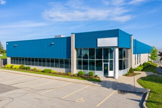Plus de détails pour 216 Bathurst Dr, Waterloo, ON - Local d'activités à louer