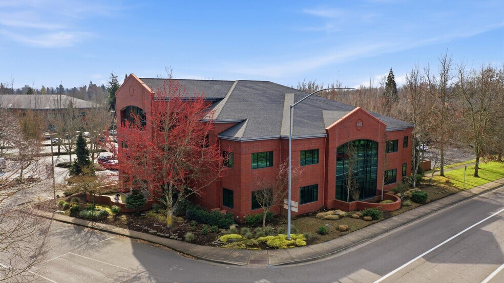 680 Hawthorne Ave SE, Salem, OR à vendre - Photo du bâtiment - Image 3 de 34