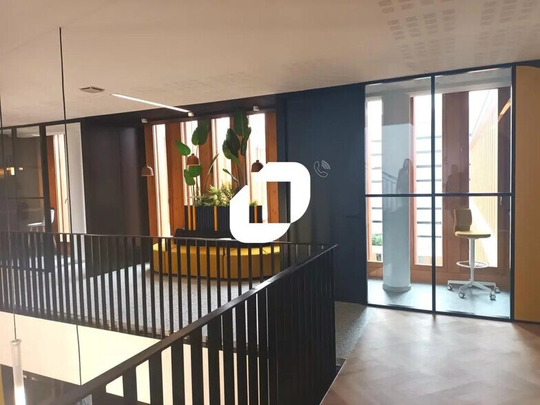 2/4 Avenue Des Saules, Lille à louer - Photo du bâtiment - Image 3 de 8