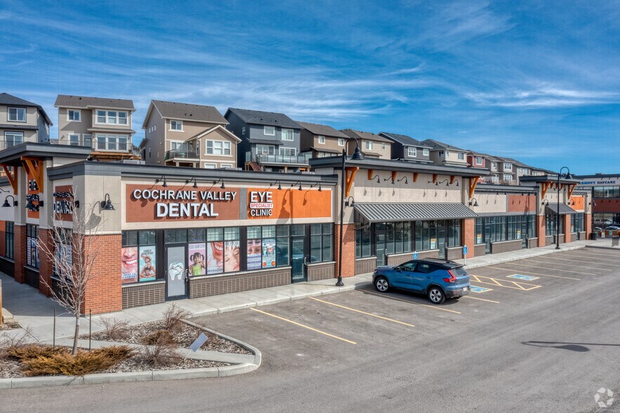 100 Horse Creek Rd, Cochrane, AB for lease - Building Photo - Image 1 of 10
