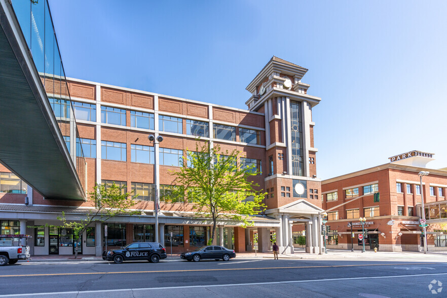 111 N Wall St, Spokane, WA à louer - Photo du bâtiment - Image 3 de 26