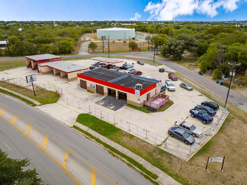 133 S Weidner Rd, San Antonio, TX à vendre - Photo du b timent - Image 1 de 25