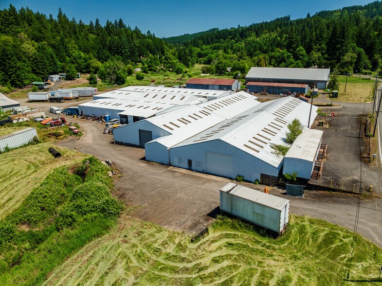 38875 SW Laurelwood Rd, Gaston, OR à vendre - Photo du bâtiment - Image 3 de 15