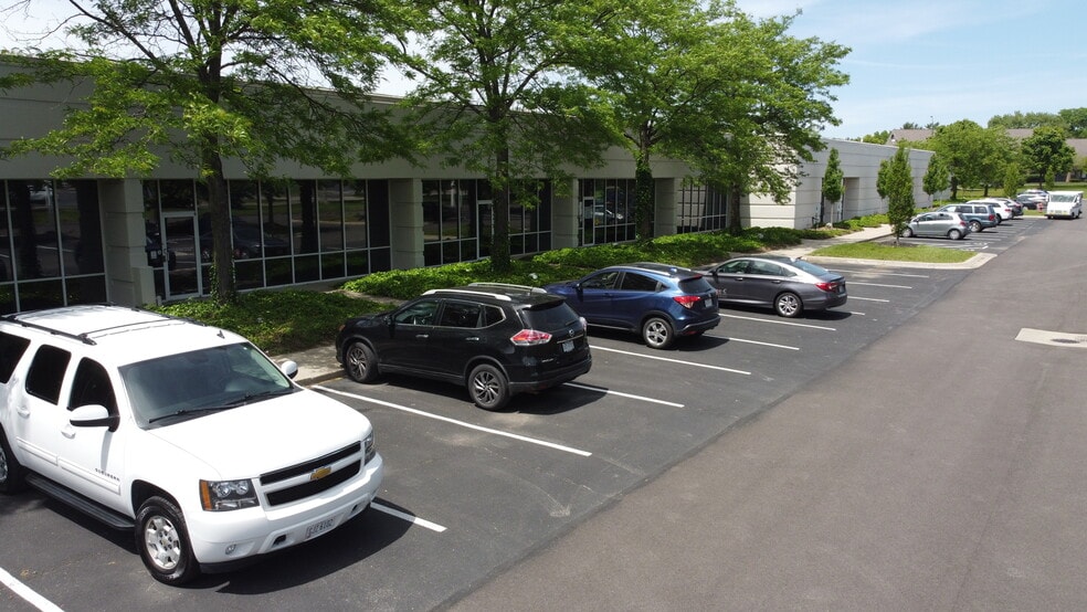975 Eastwind Dr, Westerville, OH for lease - Building Photo - Image 2 of 7