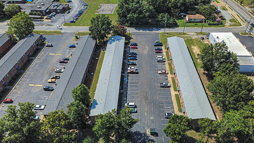 3815-3823 Baker Plaza Dr, Columbus, GA à vendre - Aérien - Image 2 de 13