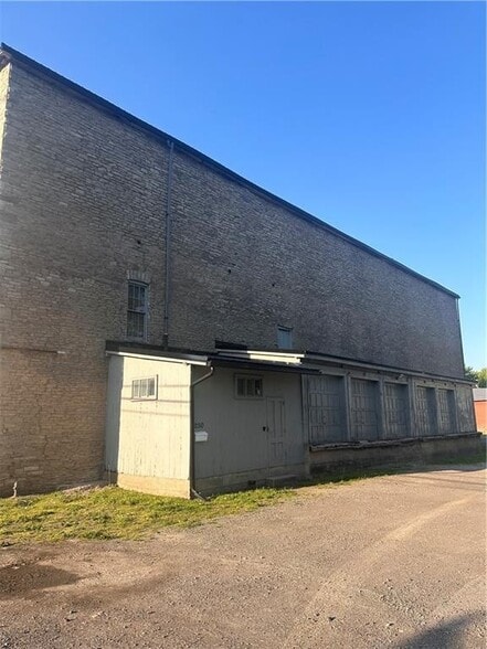 250 Hawley St, Lockport, NY for lease - Building Photo - Image 2 of 4