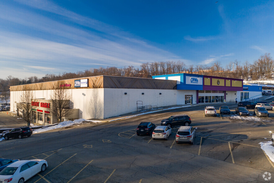 230 Rodi Rd, Pittsburgh, PA for lease - Primary Photo - Image 1 of 5