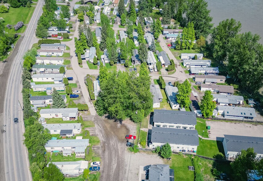 654 N Fraser Dr, Quesnel, BC à vendre - Aérien - Image 1 de 11