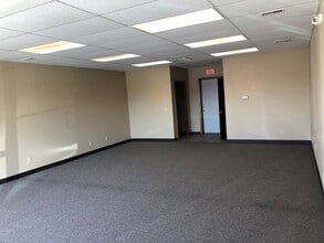 3409 S Western Ave, Marion, IN for lease Interior Photo- Image 2 of 4