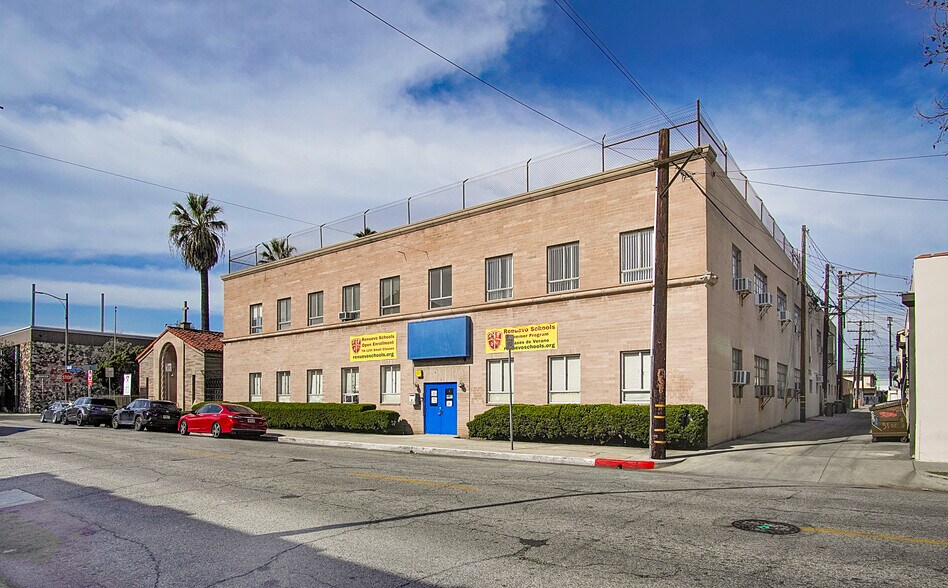2665 Clarendon Ave, Huntington Park, CA for lease - Building Photo - Image 3 of 25