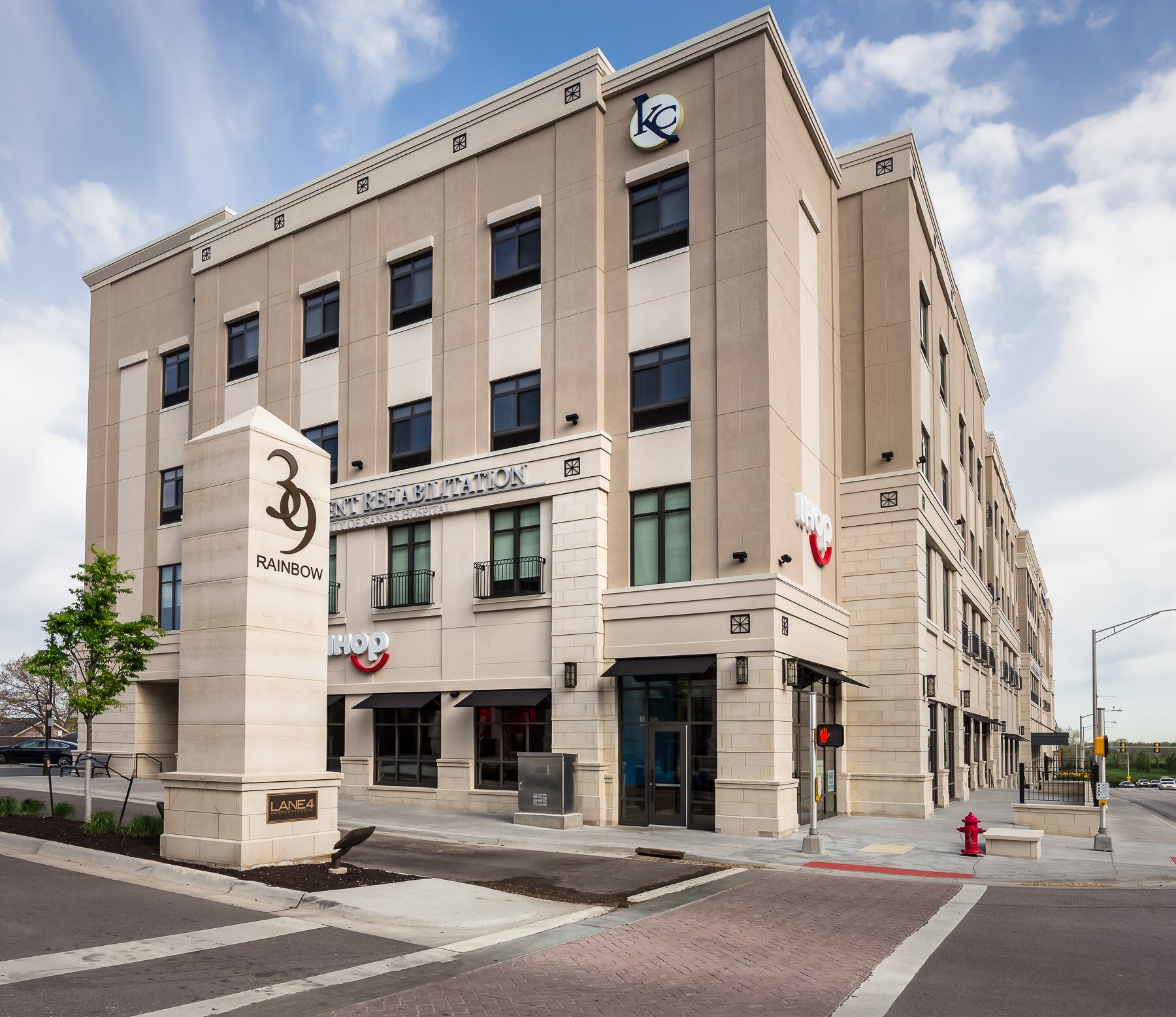 3900-3928 Rainbow Blvd, Kansas City, KS à louer Photo du bâtiment- Image 1 de 8