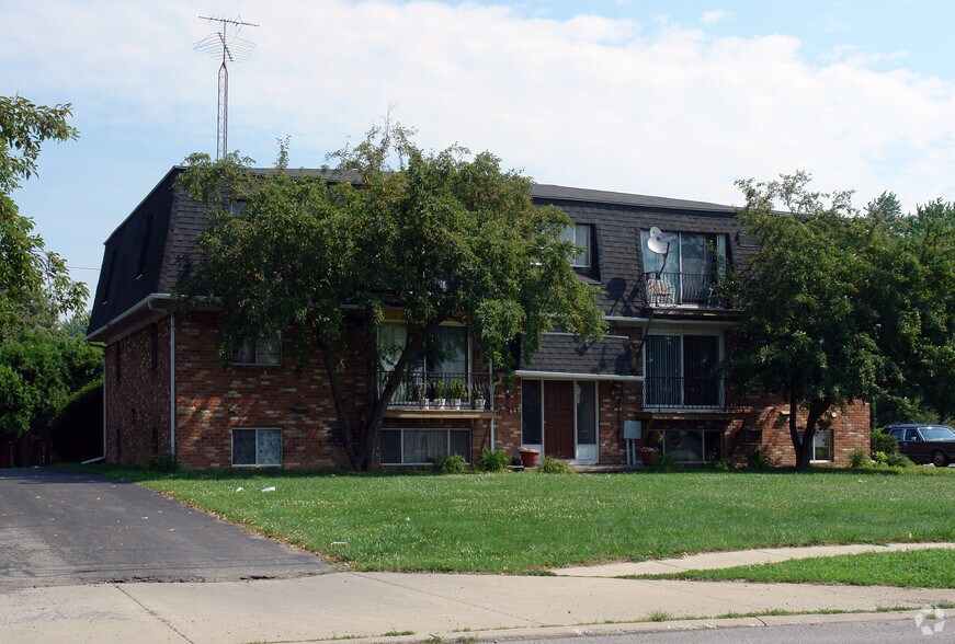 740 W Alexis Rd, Toledo, OH à vendre - Photo du bâtiment - Image 2 de 2