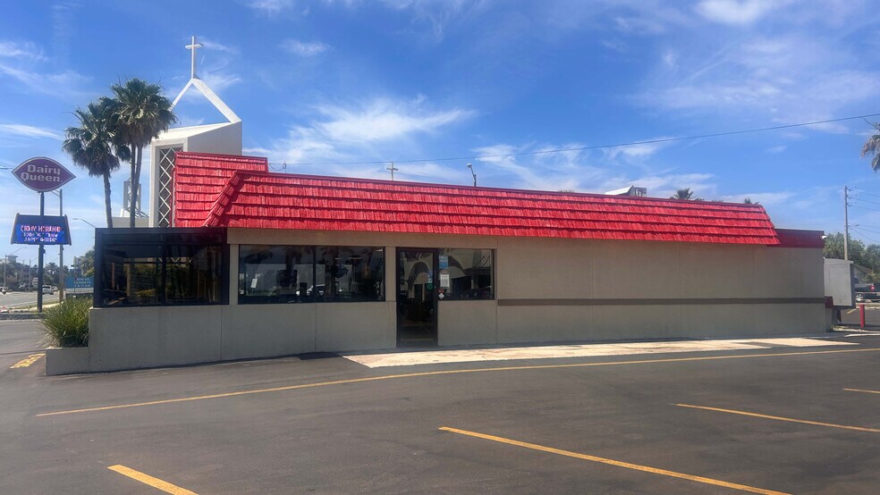 902 3rd St N, Jacksonville Beach, FL for sale - Building Photo - Image 2 of 7