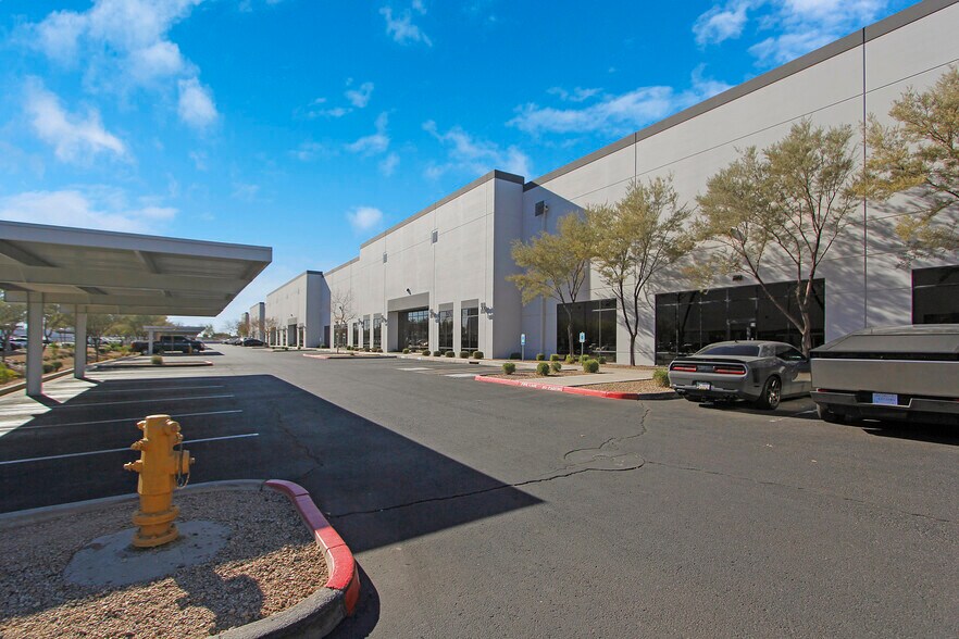 8716 W Ludlow Dr, Peoria, AZ for lease - Building Photo - Image 2 of 16