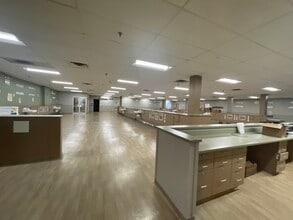 1616 Bronxdale Ave, Bronx, NY for lease Interior Photo- Image 2 of 19