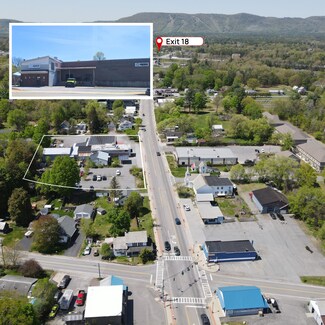 Plus de détails pour 64 Main St, Queensbury, NY - Commerce de détail à vendre