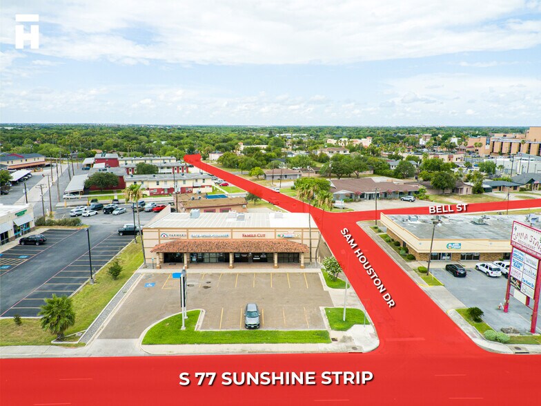 1733 S 77 Sunshine Strip, Harlingen, TX à louer - Photo du bâtiment - Image 3 de 6