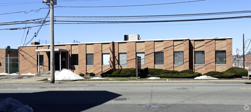 71 Grand Ave, Palisades Park, NJ for lease - Primary Photo - Image 1 of 6