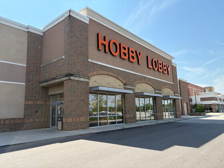 4144-4178 Buckeye Pky, Grove City, OH à louer - Photo du bâtiment - Image 2 de 7