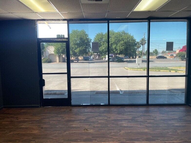 1419-1439 Crowell St, Livingston, CA for lease - Interior Photo - Image 3 of 24