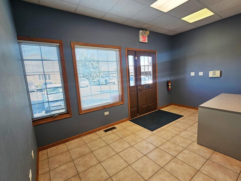 10331-10335 W Lincoln Hwy, Frankfort, IL à vendre - Photo du bâtiment - Image 3 de 24