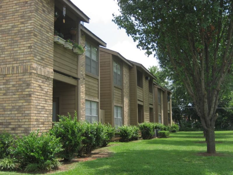 2826 Misty Ln, Bossier City, LA for sale Primary Photo- Image 1 of 5