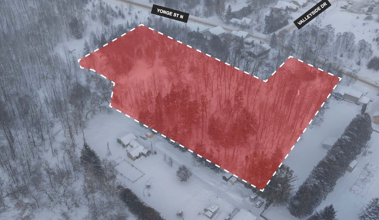 37 Yonge St N, Walkerton, ON à vendre Aérien- Image 1 de 4