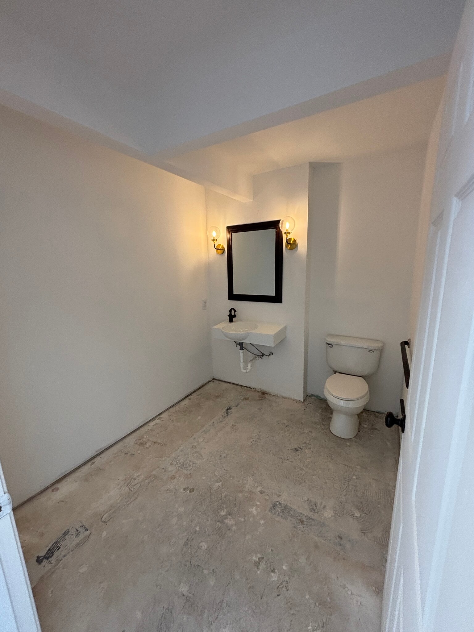 7924 FM-1960 E, Humble, TX for lease Interior Photo- Image 1 of 10