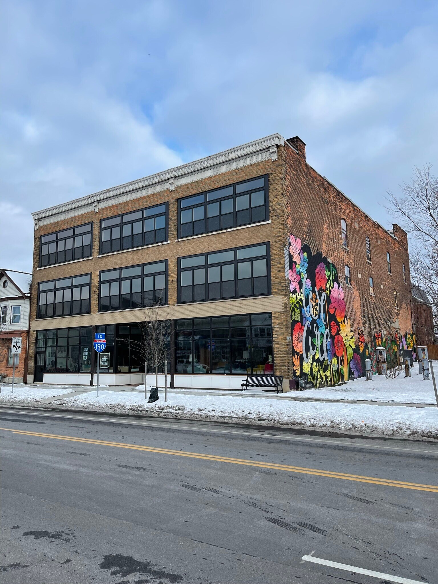 1875 Niagara St, Buffalo, NY à vendre Photo principale- Image 1 de 18